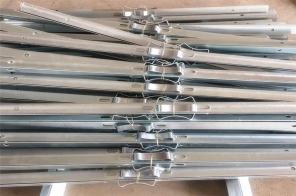 熱鍍鋅橫擔(dān)